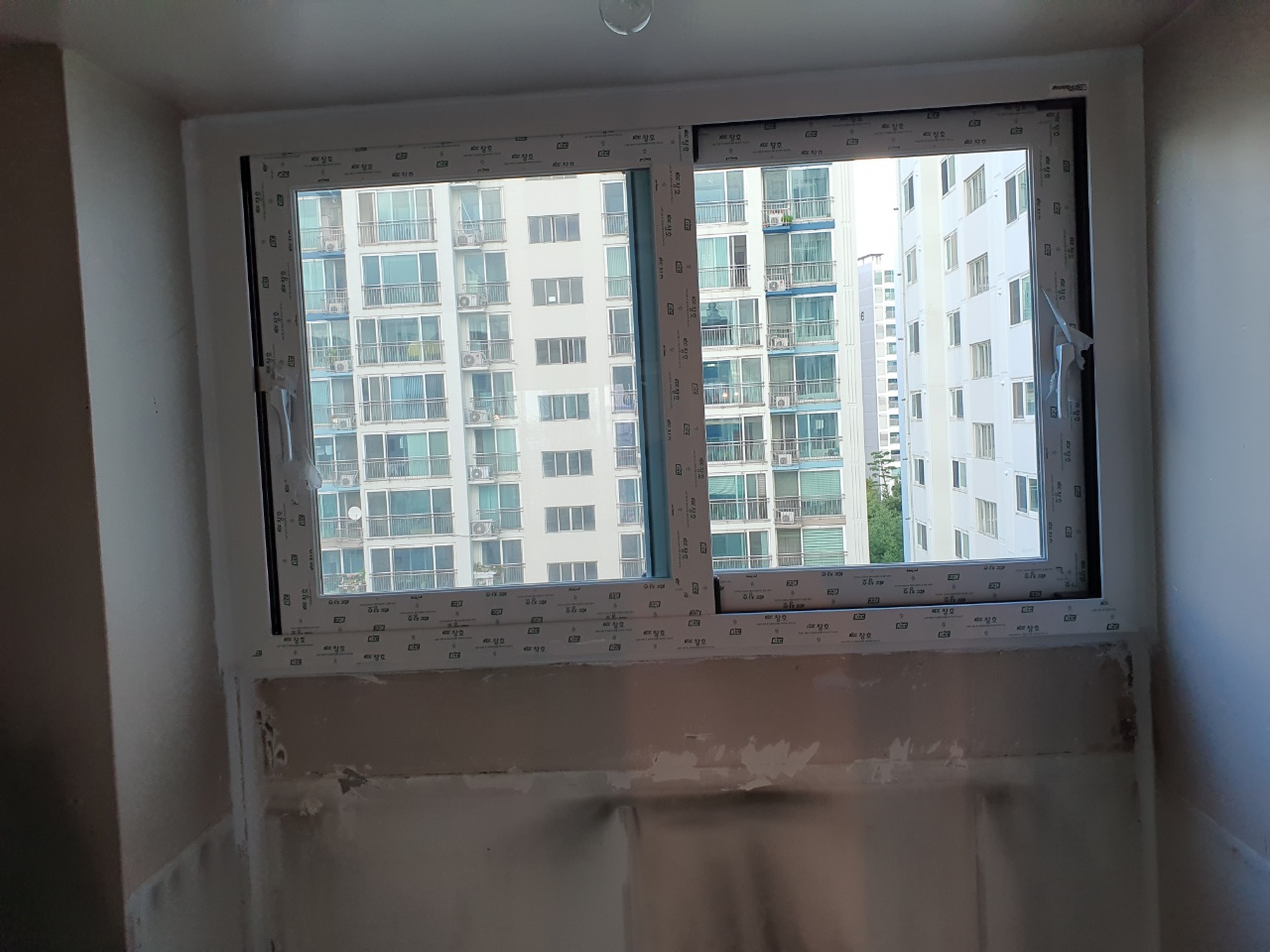 상도아이파크 103-1504 현장입니다.