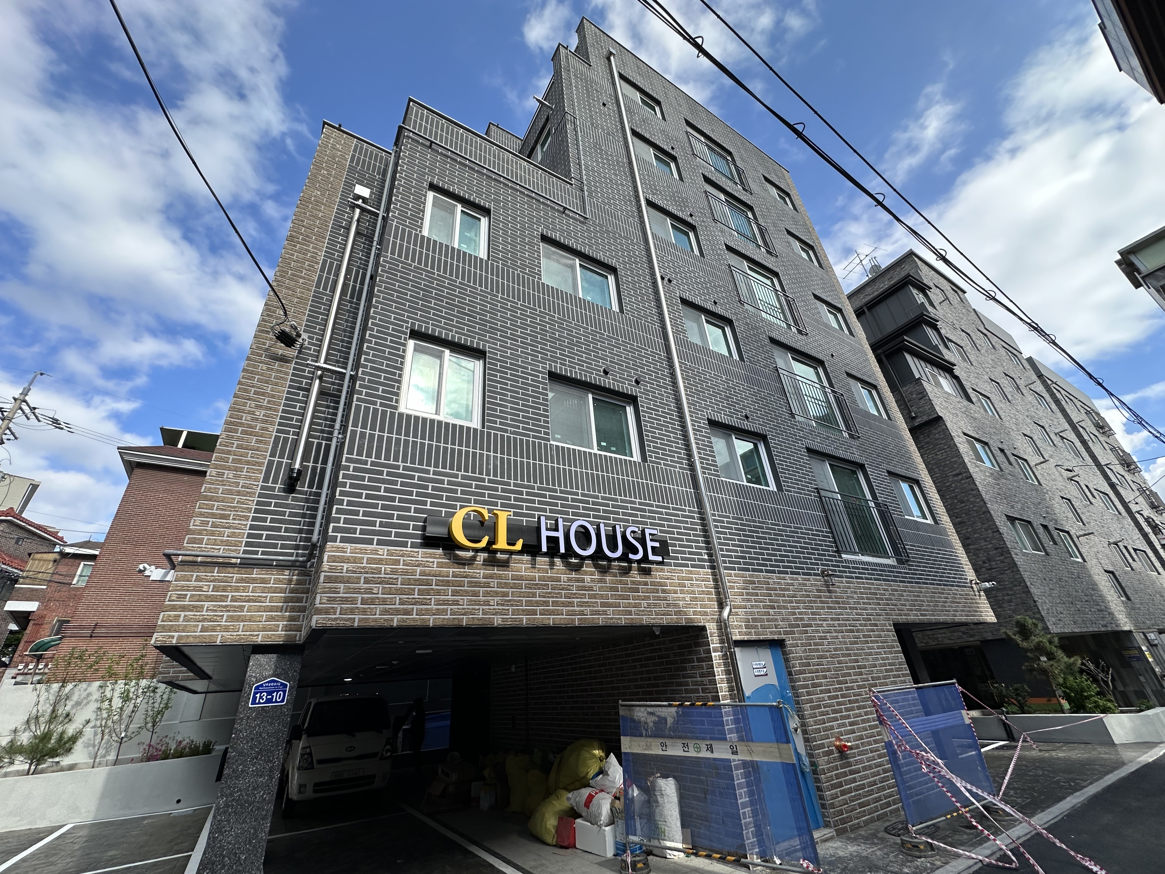 서울특별시 강서구 공항동 다세대주택 신축공사 현장 KCC창호 신규 설치 공사 (직접 제...