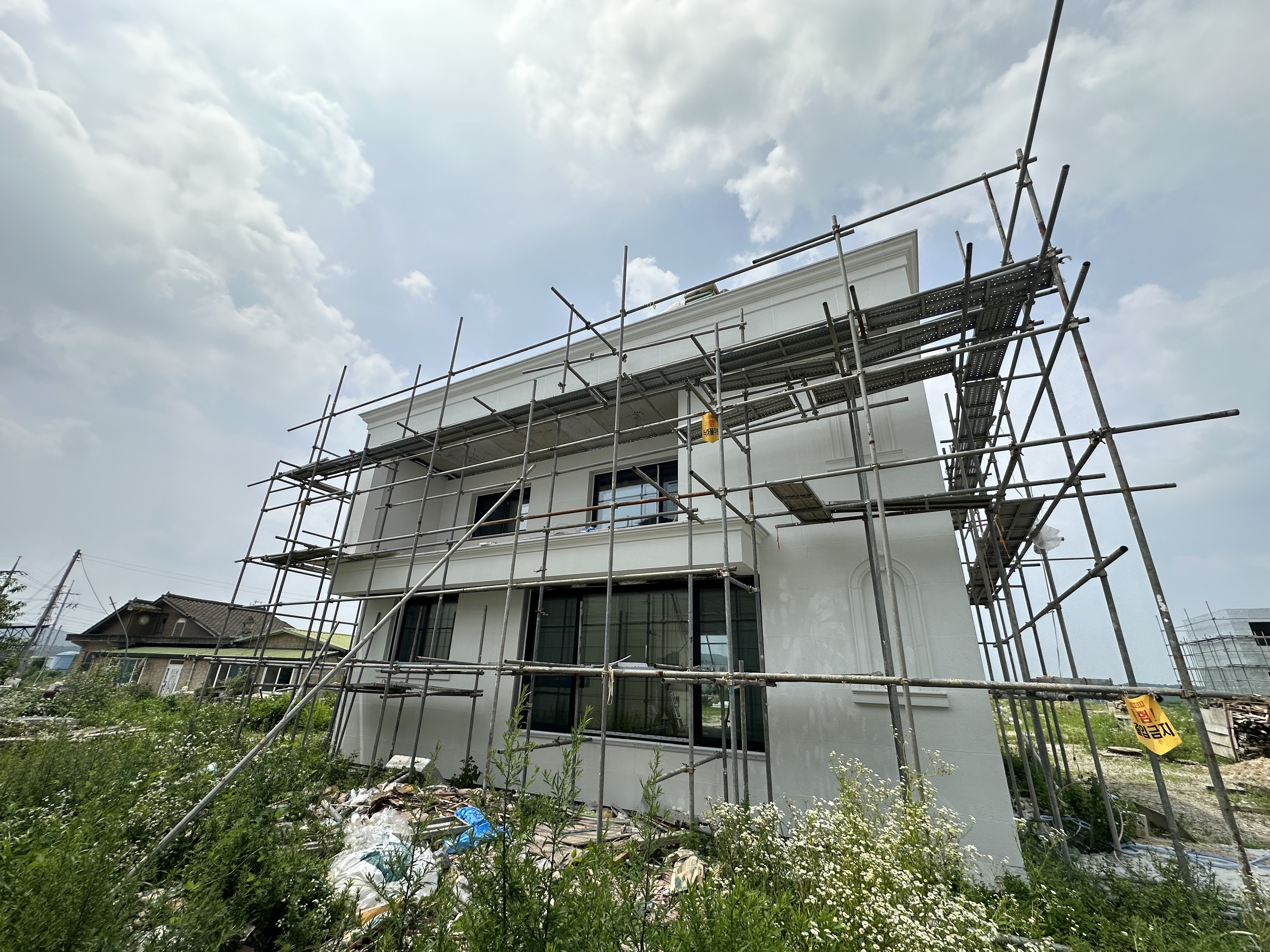 경기도 여주시 단현동 단독주택 신축공사 고단열, 고기밀의 KCC창호 설치공사